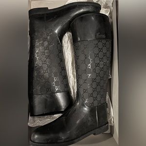 Gucci rubber rain boots 38